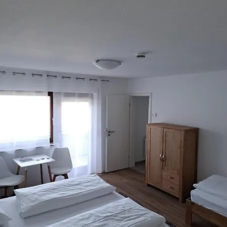 게스트하우스 Am Park 3*